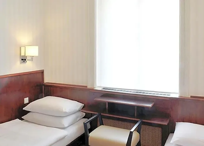 Kaerntnerhof Hotel 3*